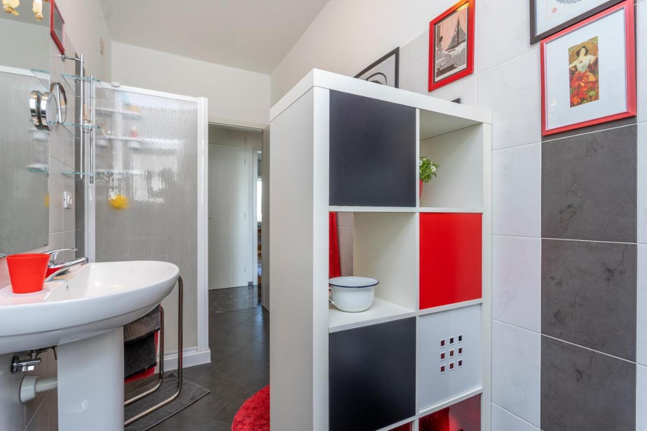 Udine Viale Venezia Huge Red Apartment Eksteriør bilde